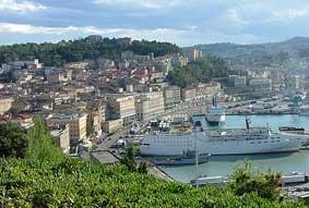 Besuchen Ancona - Führer zu den Ferien Ancona