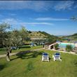 Piscina Il Falchetto Appartamenti