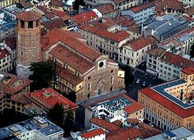 Cantine, sentieri e asparagi: gli ultimi giorni di maggio tra Udine e provincia.