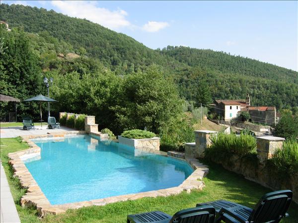 Week-end in Toscana: appartam. con camino nel borgo e ristoranteWeek-end in Toscana: appartam. con camino nel borgo e ristorante Week-end in Toscana: appartam. con camino nel borgo e ristorante