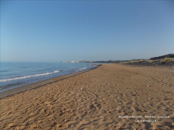 spiaggia TORRE SALSA - un panorama: Agriturismo Agrigento
