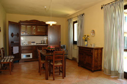 Residenza il Girasole - Appartamento L'olivo: Agriturismo Perugia