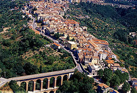 Besuchen Isernia - Führer zu den Ferien Isernia